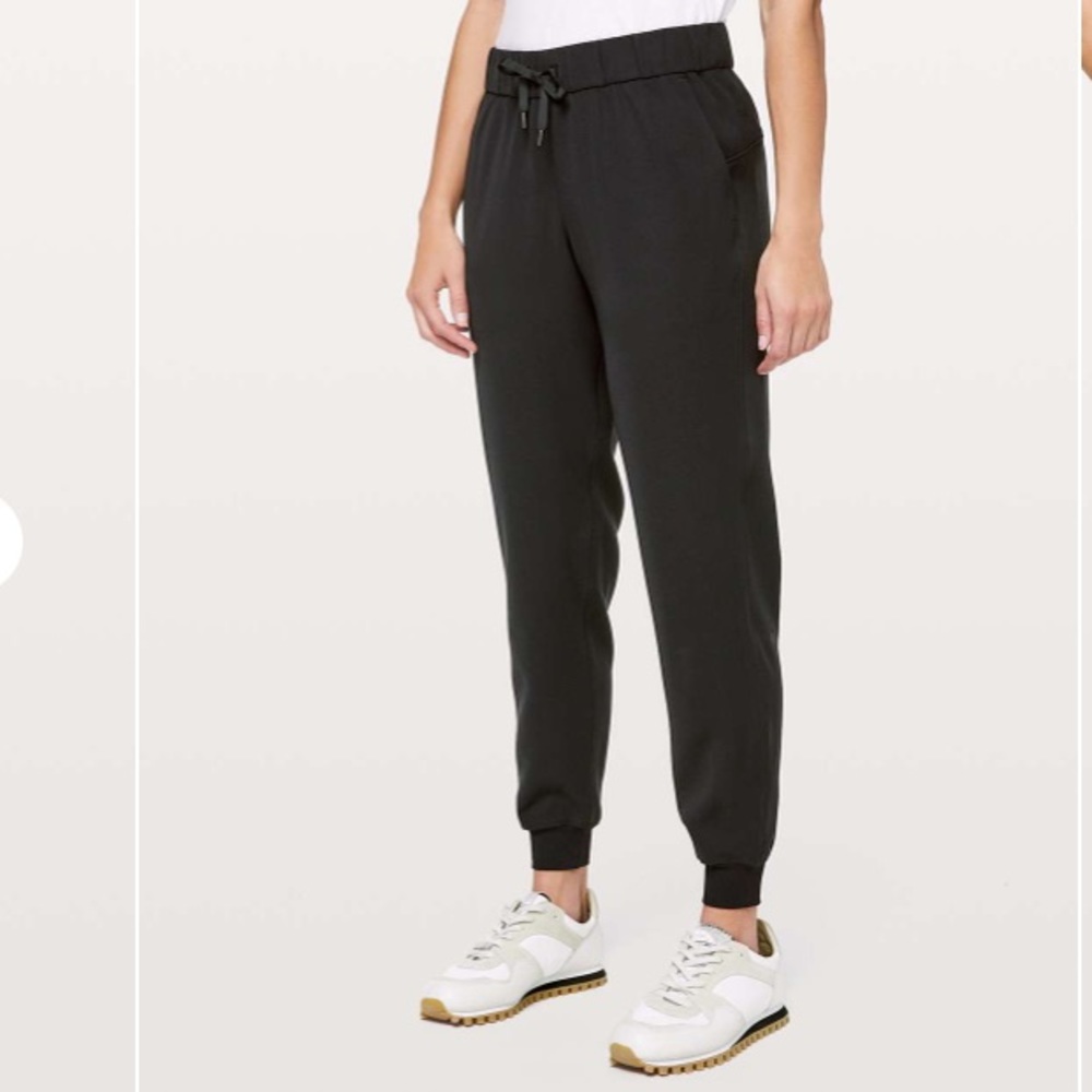 Lululemon woven on the fly joggers